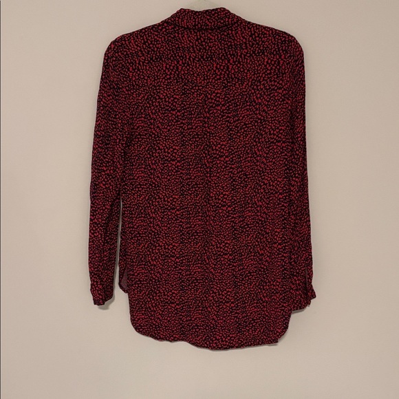 Melissa Newton animal print button down blouse size petite small - Picture 5 of 6